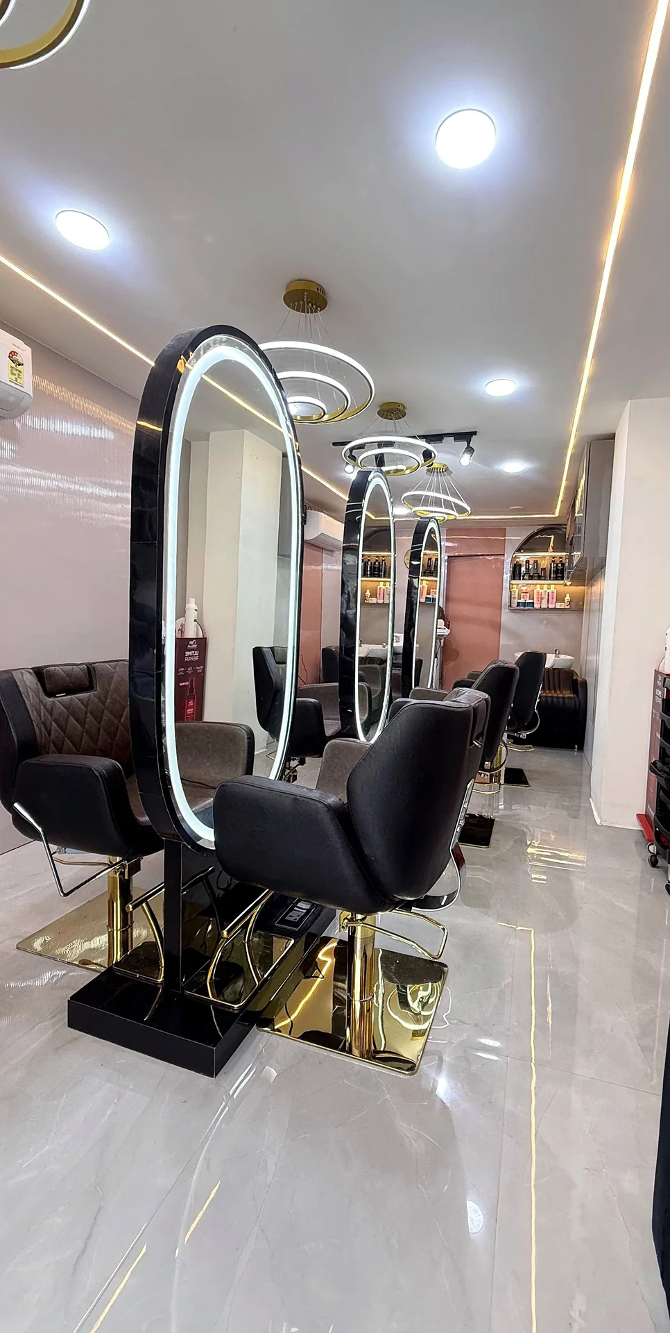 Glamor Gossip Premium Showroom Interior Newtown